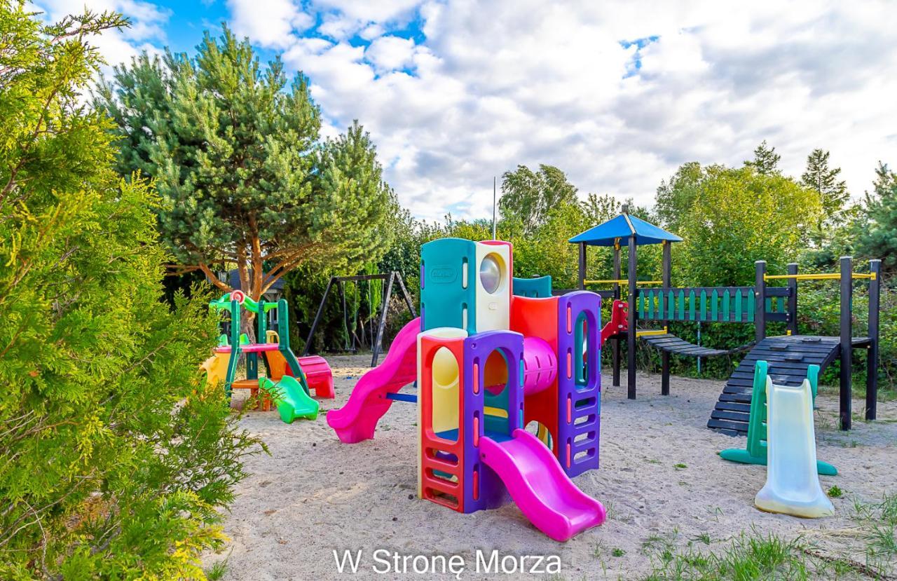 Domki Letniskowe "W Strone Morza" ヤロスワビエツ エクステリア 写真