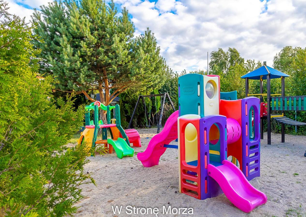 Domki Letniskowe "W Strone Morza" ヤロスワビエツ エクステリア 写真