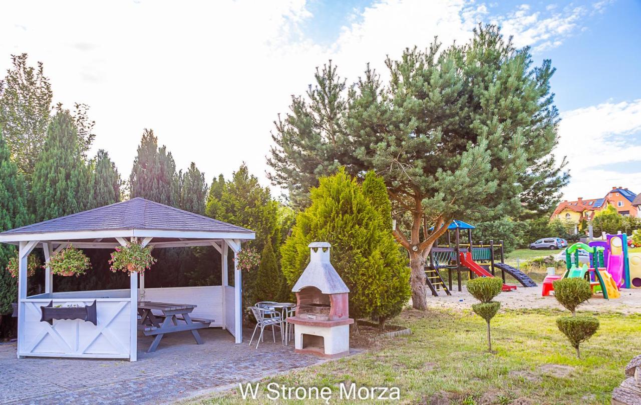 Domki Letniskowe "W Strone Morza" ヤロスワビエツ エクステリア 写真